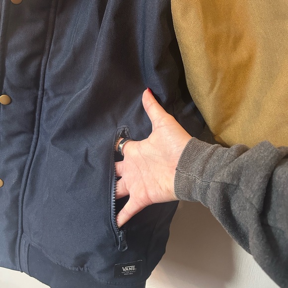 Vans New Wells MTE Hooded All Weather Jacket Men's Size Small - Picture 8 of 11